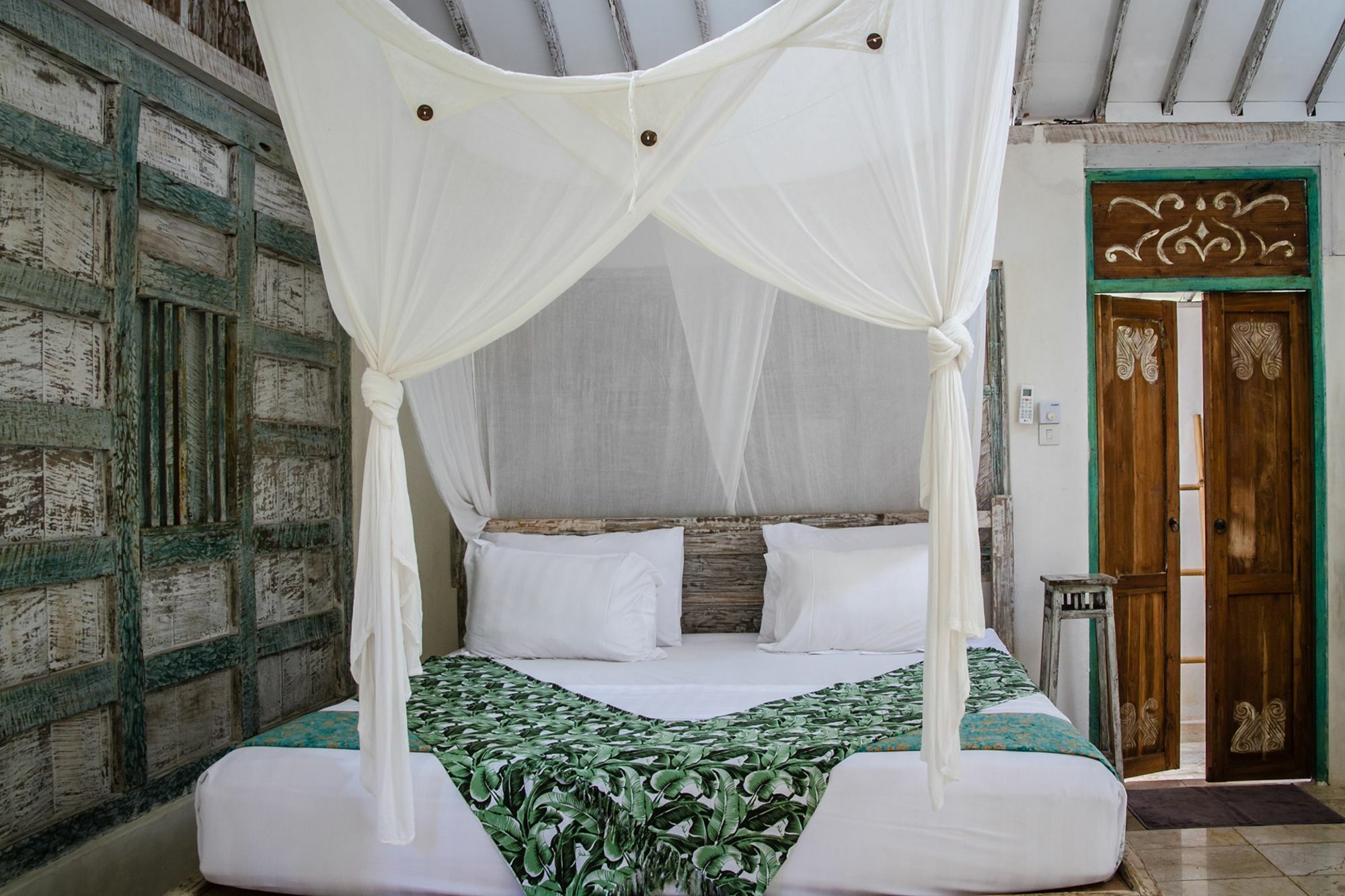 Captain Coconuts Gili Air Exterior photo